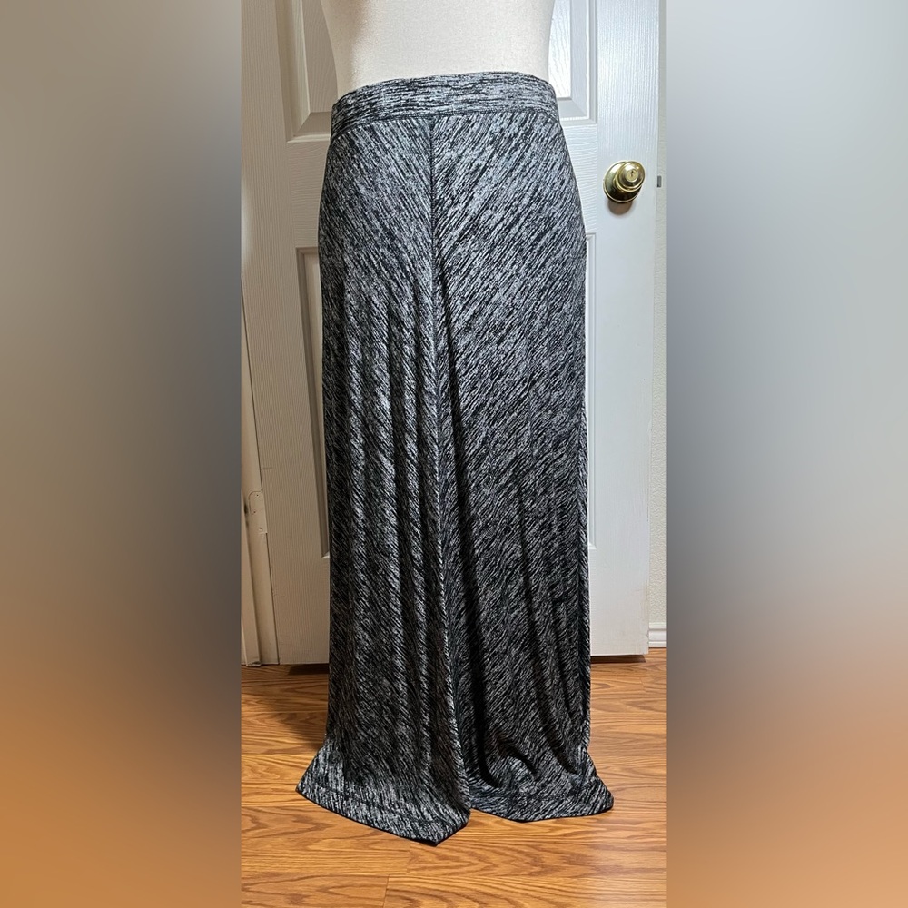 Lane Bryant Women’s Black and Gray Maxi Skirt